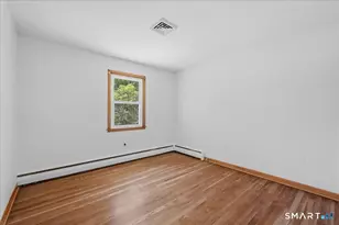 8 Roxbury Ct, East Lyme, CT 06357 - Photo 28