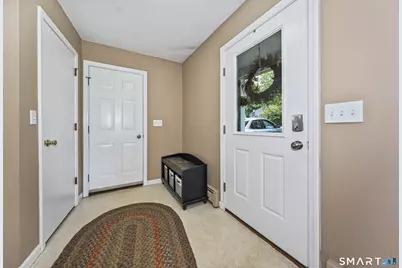2 Meadowside Drive, Farmington, CT 06085 - Photo 2