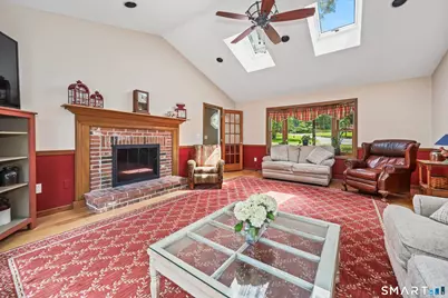 2 Meadowside Drive, Farmington, CT 06085 - Photo 4