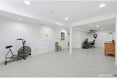 211 Old Norwalk Road, New Canaan, CT 06840 - Photo 26