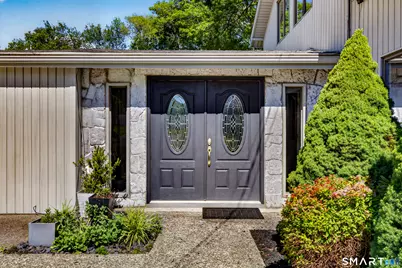 10 Herster Drive, East Lyme, CT 06357 - Photo 6