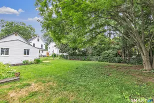 1326 Huntington Rd, Stratford, CT 06614 - Photo 34