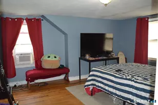 421 Wakelee Ave, Stratford, CT 06614 - Photo 8