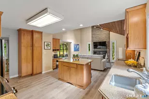 12 Linda Ln, Simsbury, CT 06070 - Photo 18