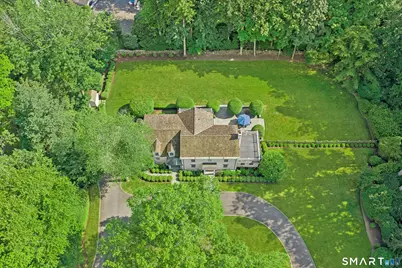 20 Buttonwood Lane, Darien, CT 06820 - Photo 2