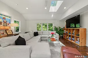 11 Butternut Hollow Rd, Greenwich, CT 06830 - Photo 18
