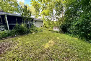 670 Benham St, Hamden, CT 06514 - Photo 26