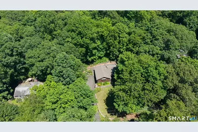 11 Wicks Manor Drive, Danbury, CT 06810 - Photo 38