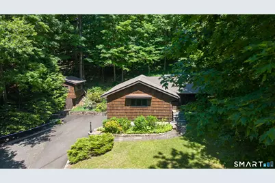 11 Wicks Manor Drive, Danbury, CT 06810 - Photo 2