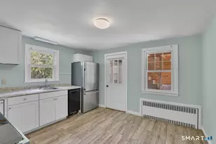 124 Vance St, New Britain, CT 06052 - Photo 6