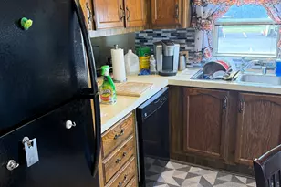 301 S Main St, Newtown, CT 06470 - Photo 6