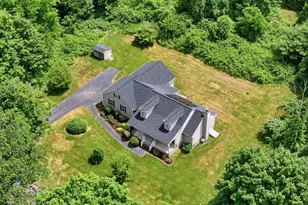 50 Hoskins Rd, Bloomfield, CT 06002 - Photo 10