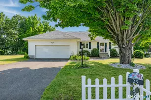 25 Baldwin Dr, Bristol, CT 06010 - Photo 1