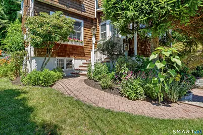 8 Sherwood Drive, Westport, CT 06880 - Photo 2
