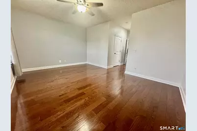 50 Lawrence Avenue #50, Danbury, CT 06810 - Photo 8