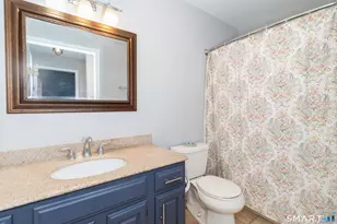 216 Bluff View Dr, Guilford, CT 06437 - Photo 22