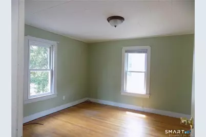 68 Milwaukee Avenue, Bethel, CT 06801 - Photo 12