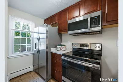 22 Pebble Court, Newington, CT 06111 - Photo 14