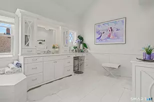 1657 Fairfield Beach Rd, Fairfield, CT 06824 - Photo 24