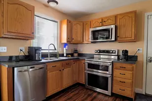 386 White Pine Rd, Torrington, CT 06790 - Photo 2