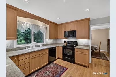44 Overlook Avenue, Groton, CT 06355 - Photo 10