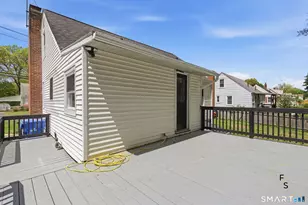 65 Broad St, Manchester, CT 06042 - Photo 34