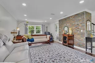 46 Tavern Cir, Middletown, CT 06457 - Photo 12