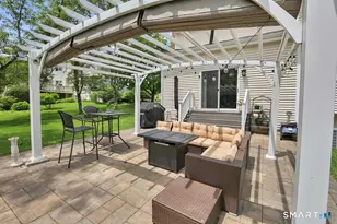 46 Tavern Cir, Middletown, CT 06457 - Photo 6