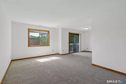 166 Old Brookfield Road #17A4, Danbury, CT 06811 - Photo 2