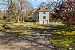 2 Greenwood Ln, Guilford, CT 06437 - Photo 2