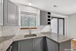 1 Horizon Dr, Norwalk, CT 06854 - Photo 22