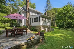 247 Chestnut Hill Rd, Stamford, CT 06903 - Photo 4