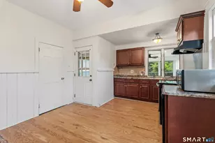 68 Moorland Ave, Waterbury, CT 06708 - Photo 6