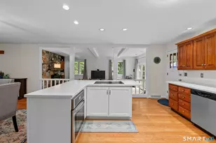 15 Camille Ln, Simsbury, CT 06092 - Photo 14