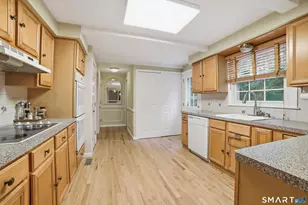 380 Wildwood Dr, Orange, CT 06477 - Photo 10