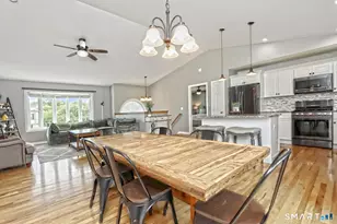 2 Cordone Cir, West Haven, CT 06516 - Photo 8