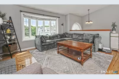 2 Cordone Circle, West Haven, CT 06516 - Photo 4