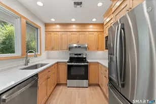 65 Bailey Rd, Fairfield, CT 06825 - Photo 10