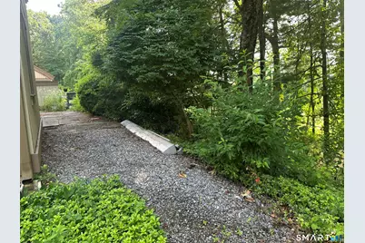 804 Heritage Village #B, Southbury, CT 06488 - Photo 4