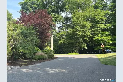 804 Heritage Village #B, Southbury, CT 06488 - Photo 2