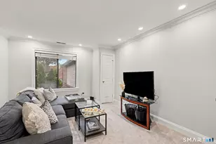 2289 Bedford St, Stamford, CT 06905 - Photo 12