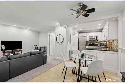 2289 Bedford Street #D7, Stamford, CT 06905 - Photo 1