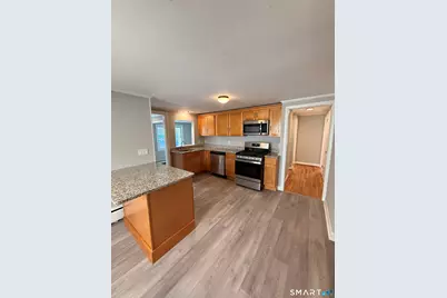 37 Caya Avenue, West Hartford, CT 06110 - Photo 2