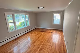 37 Caya Ave, West Hartford, CT 06110 - Photo 4