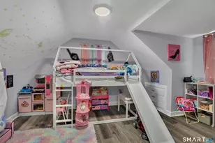 110 Hawthorne St, Manchester, CT 06042 - Photo 14