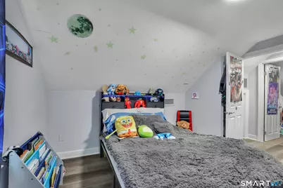 110 Hawthorne Street, Manchester, CT 06042 - Photo 18