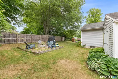 70 Vivian Street, Waterford, CT 06385 - Photo 36