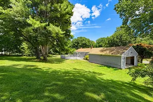 608 Avon Dr, Orange, CT 06477 - Photo 30