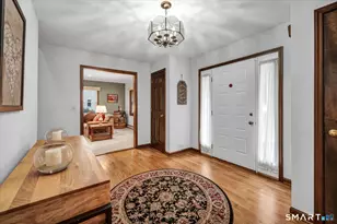 33 Shawnee Ln, Monroe, CT 06468 - Photo 8