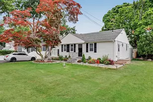 342 Weed Ave, Stamford, CT 06902 - Photo 1